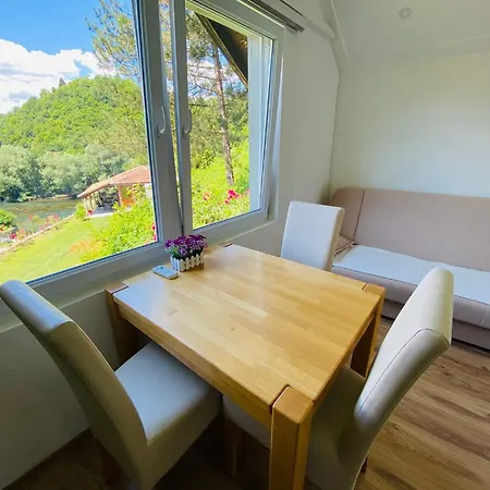 Unaqua 3* Kulen Vakuf