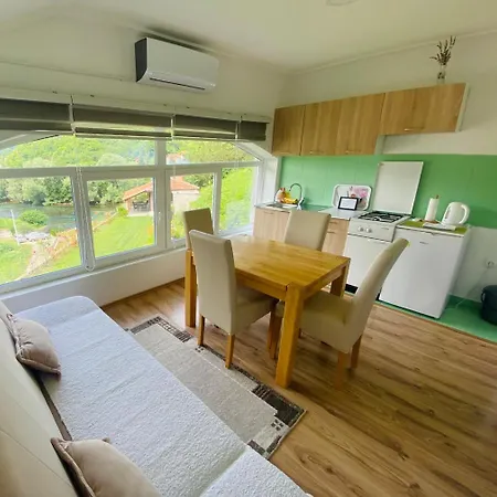 Unaqua 3* Kulen Vakuf