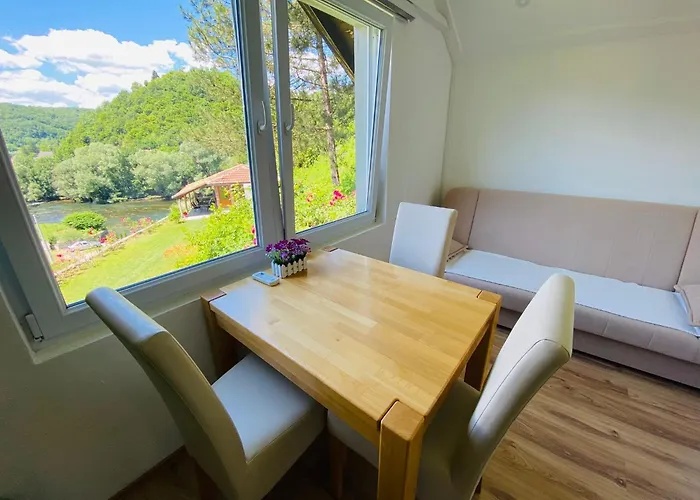 Unaqua 3* Kulen Vakuf