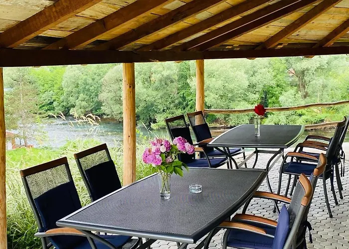 Bed & Breakfast Unaqua 3*